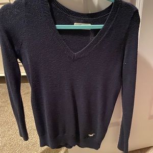 Hollister navy sweater